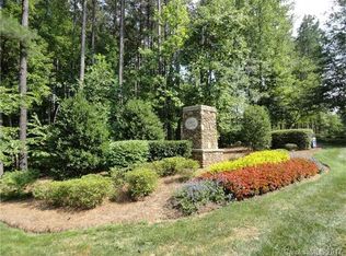 7240 James Ct #201, Denver, NC 28037