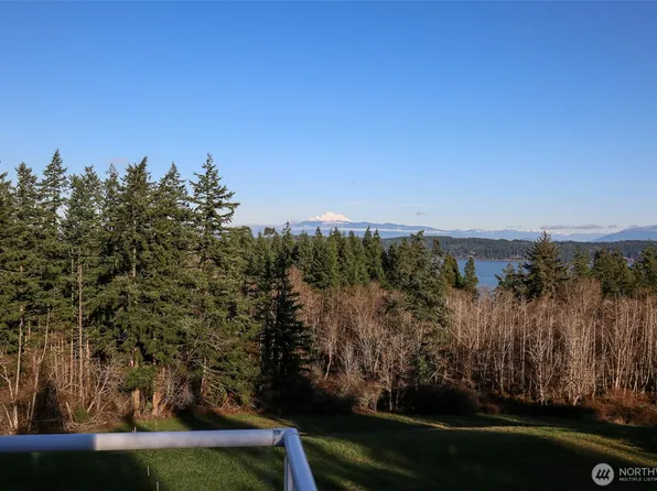4515 Sunday Drive, Oak Harbor, WA 98277
