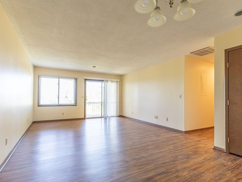 1st image of 724 Liberty Bell Blvd #W3