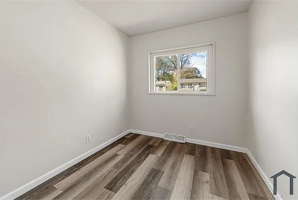 10512 Count Dr — Photo 10