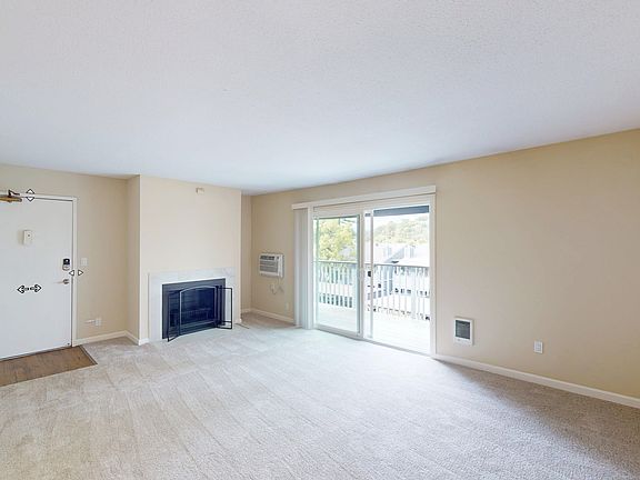 5th image of 531 Alameda Del Prado #329