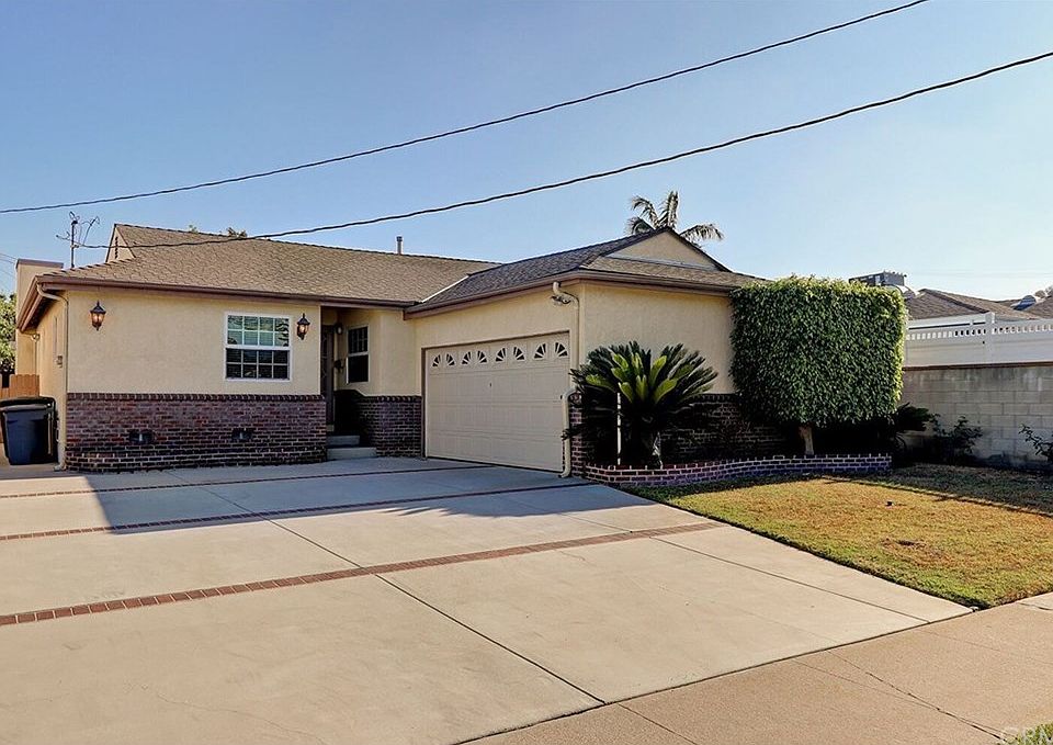 1st image of 3940 W 170th St