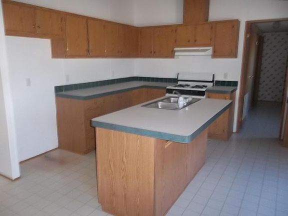 5th image of 3538 E Colorado Dr