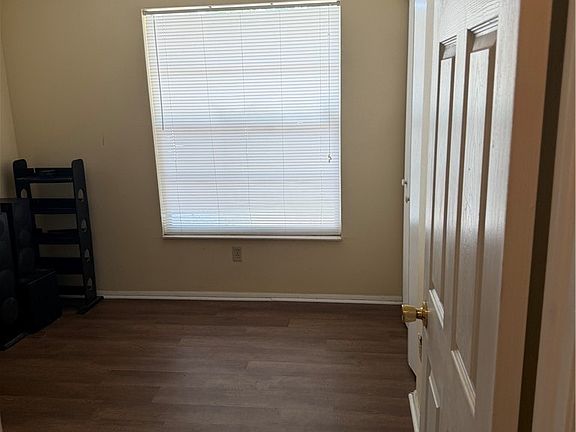 5th image of 8072 Sandpiper Rd