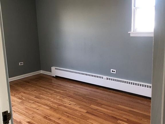 5th image of 1614 Oak Park Ave #2