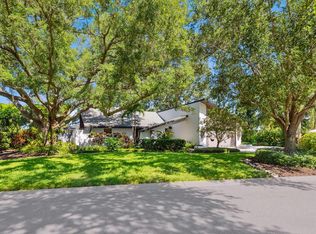 3900 Country View Dr, Sarasota, FL 34233