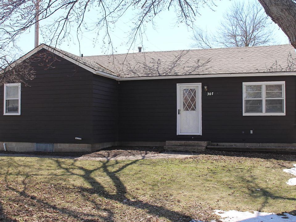 2nd image of 307 Grove St