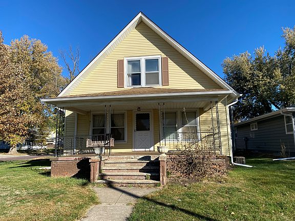 2nd image of 802 Lincolnway St