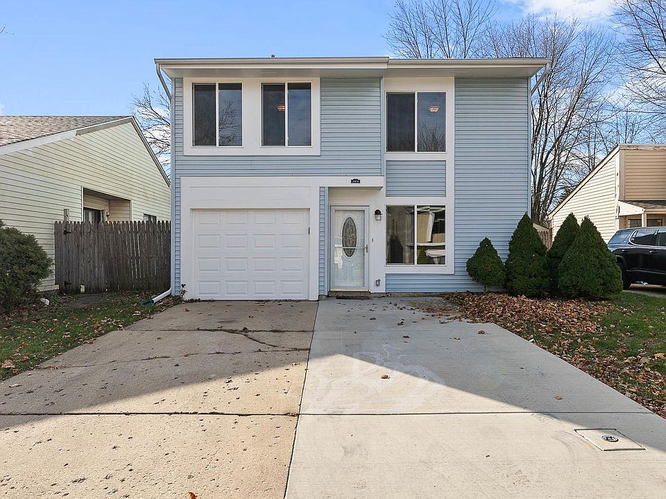 1st image of 30W139 Wood Ct