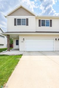 4286 Auburn Ave, Fargo, ND, 58104