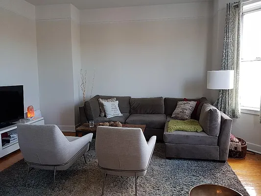 Rented by Aamen Realty | media 12