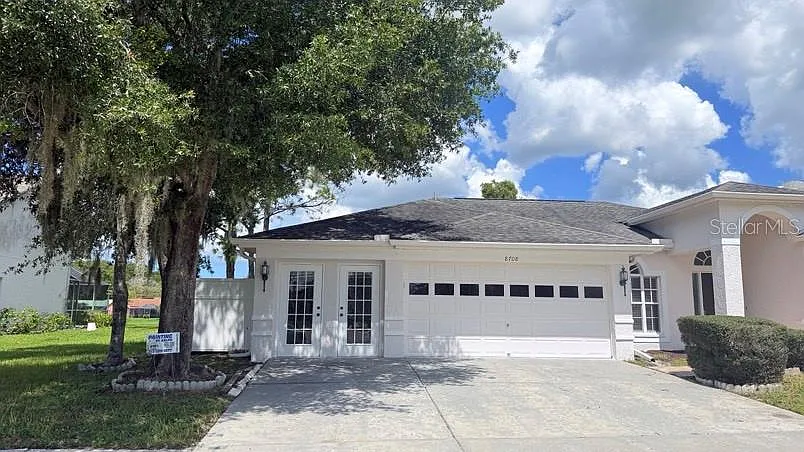 8708 Maple Lake Pl