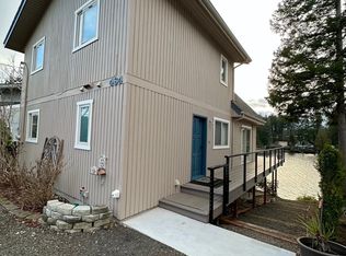 464 E Treasure Island Dr, Allyn, WA 98524