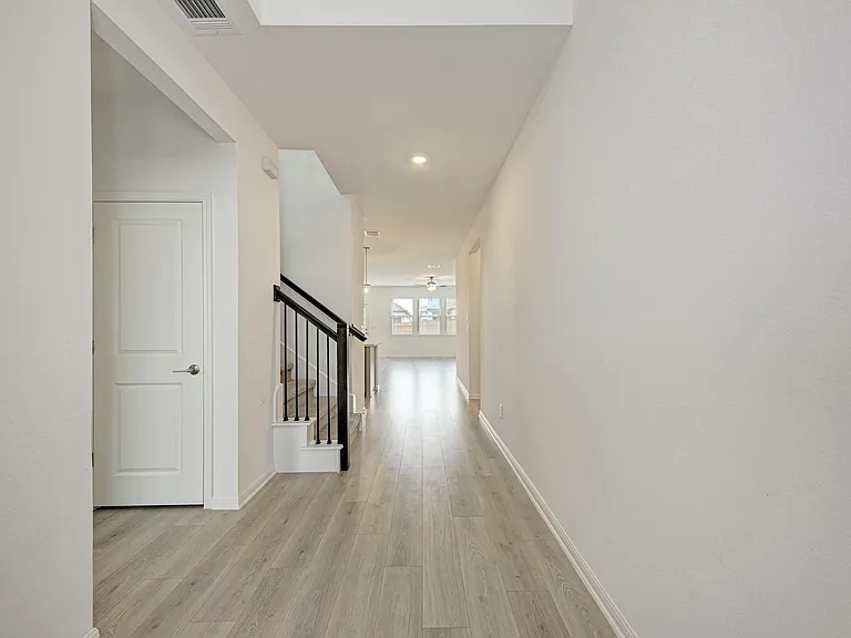 345 Andesite Trl — Photo 4