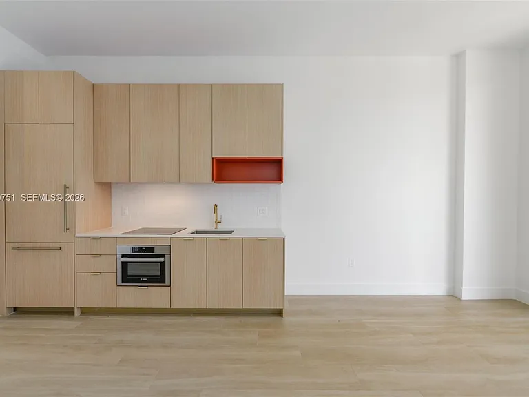 90 NE 32nd St #1108 — Photo 5