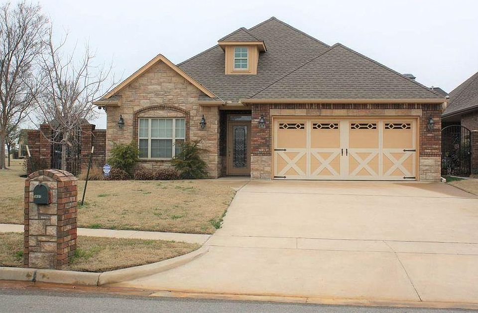 1st image of 3607 NE Cypress Ln