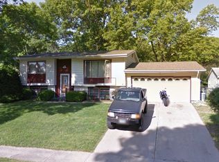 960 Lindale Dr, Marion, IA 52302