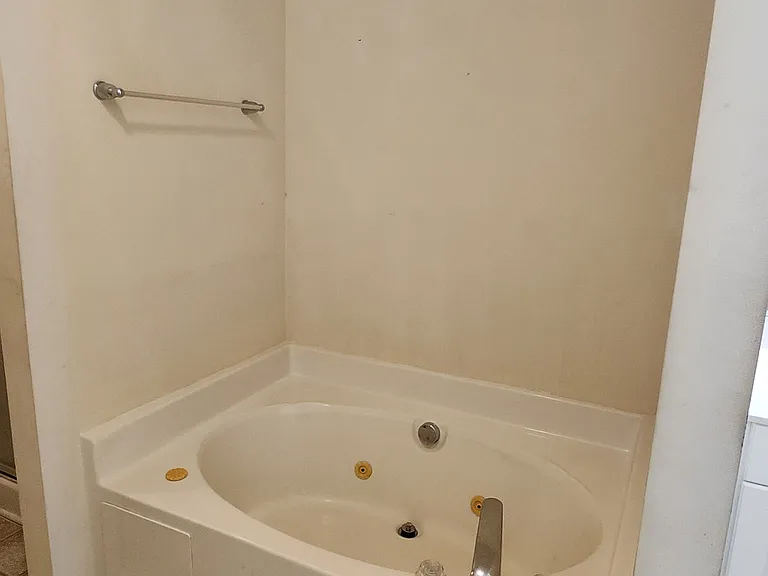 429 Buttonbush Ct — Photo 22