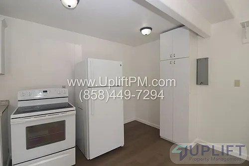 102 N Ramona St #B Photo 1