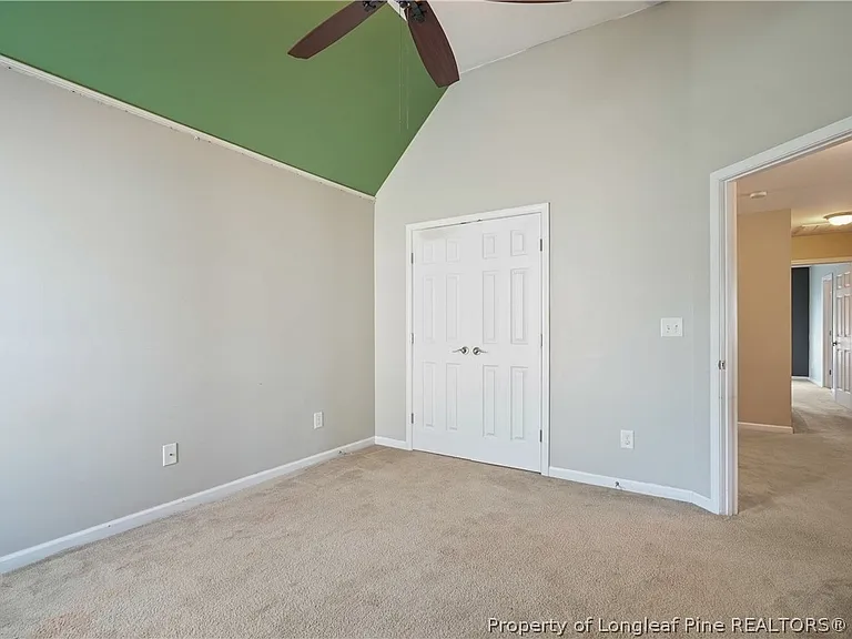 415 Highgrove Dr — Photo 39
