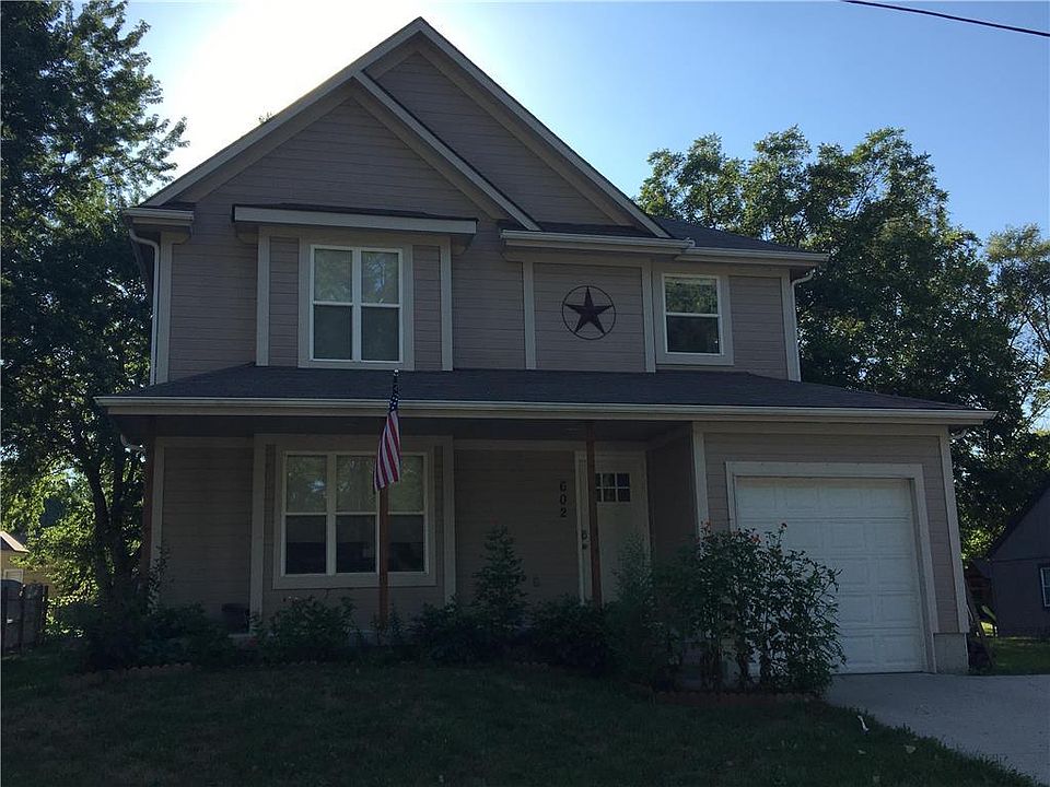 1st image of 602 Thieme St