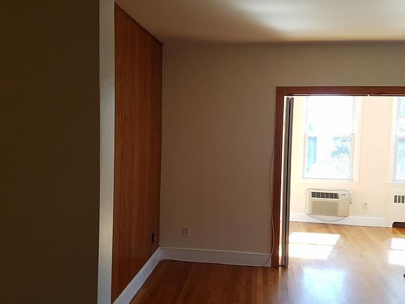3rd image of 98 Nahant St APT 2B