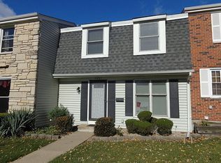 7621 Manchester Mnr #7621, Hanover Park, IL 60133