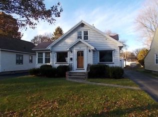 298 Colebourne Rd, Rochester, NY 14609