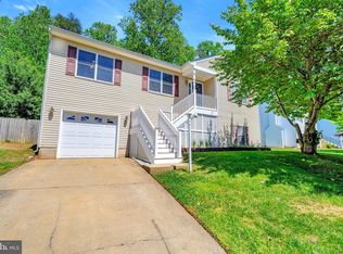 20 Oak Rd, Stafford, VA 22556