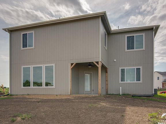 3rd image of 2513 Chasehire Dr