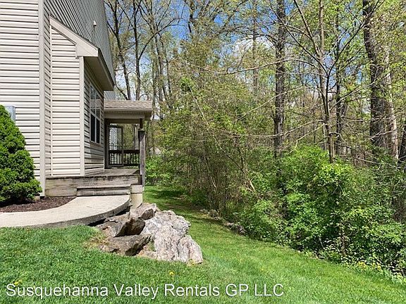 2nd image of 71 Crooked Dr