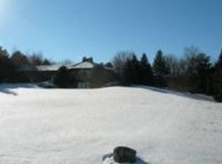 11955 Devonshire Rd, Algonquin, IL 60102