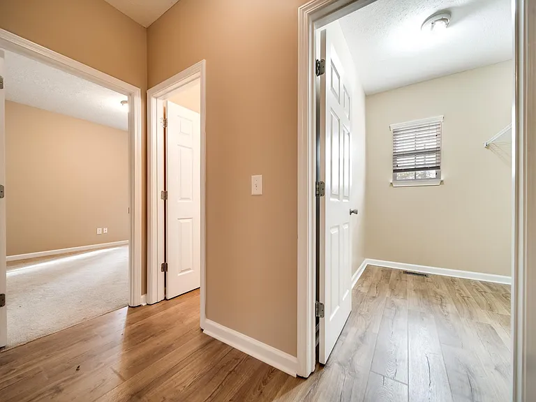 107 Havenwood Ct — Photo 42