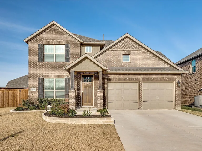5490 Peregrine Ln — Photo 2