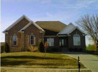 5400 Valley Park Dr, Louisville, KY 40299