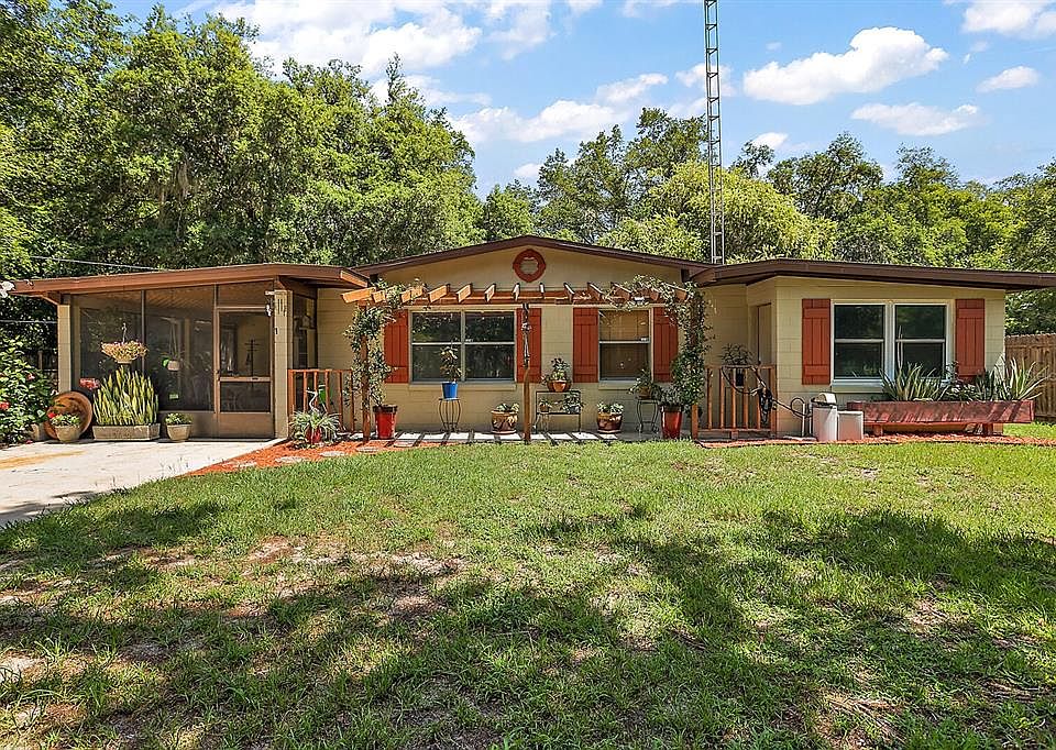 4111 Lake Griffin Rd Lady Lake Fl 32159 Zillow