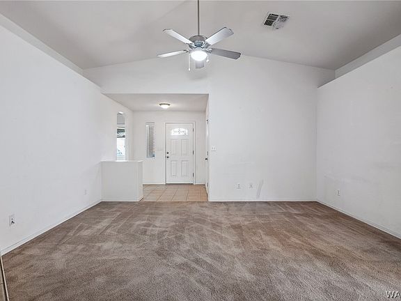 3rd image of 1712 E Desert Fern Way