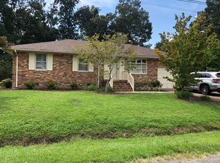 136 W Royce Dr, Chesapeake, VA 23322