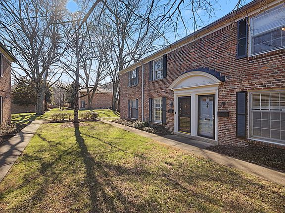 4th image of 5025 Hillsboro Pike APT 10D