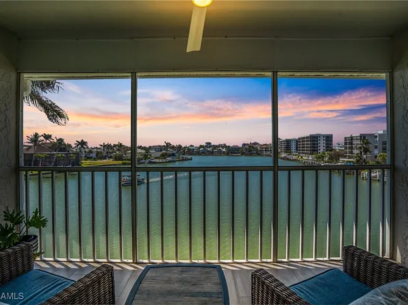 10682 Gulf Shore Dr #C-301, Naples, FL 34108