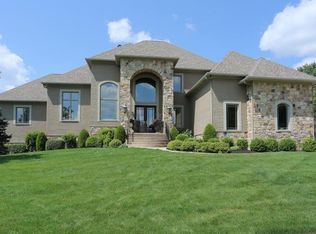 12114 Rangeview Ct, Fishers, IN 46037