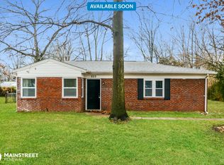 533 Ford Dr, Saint Louis, MO