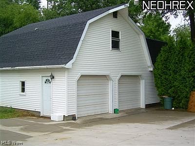3rd image of 5226 Mahoning Ave NW