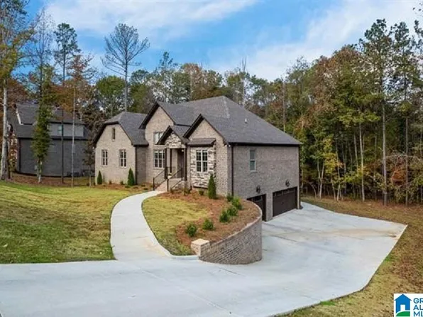 1102 Grey Oaks Valley, Pelham, AL 35124