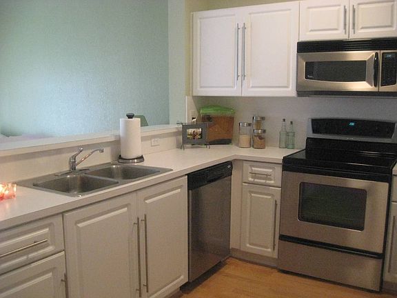 4th image of 8242 NW 107th Ct #312