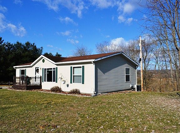 3rd image of 310 Schott Ln