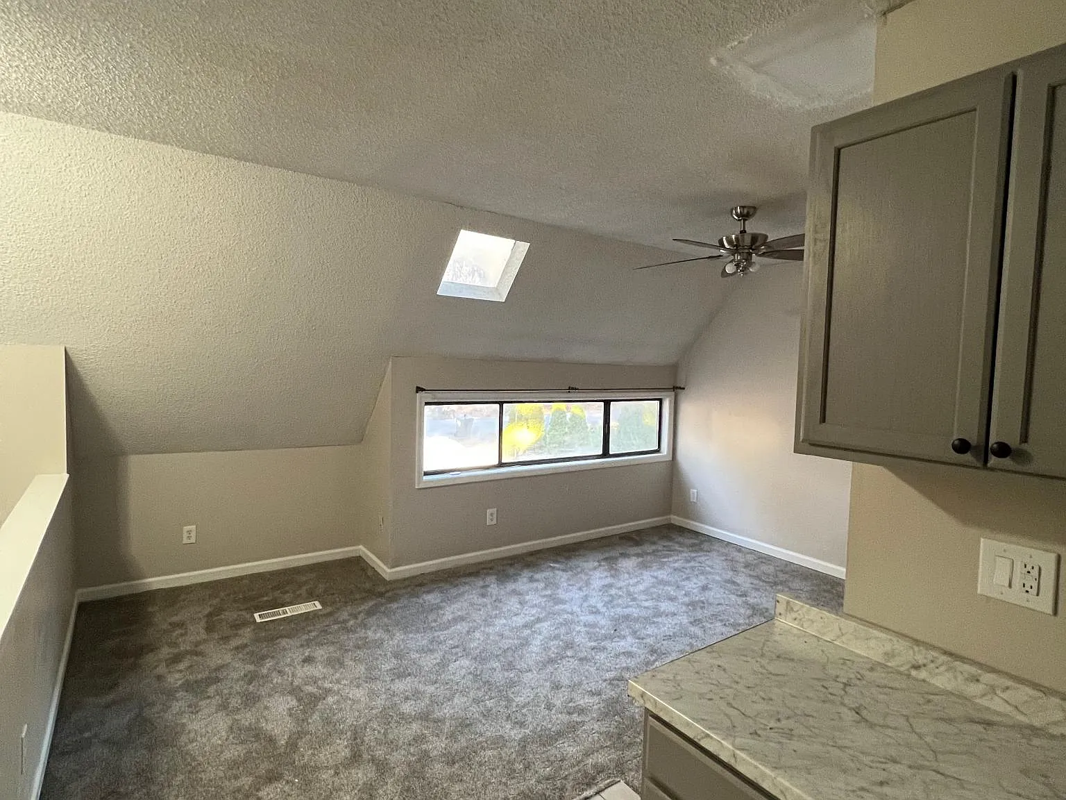 3681 Stonewall Dr NW — Photo 3