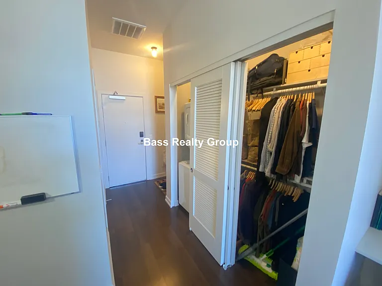 5021 N Kenmore Ave #204 — Photo 9