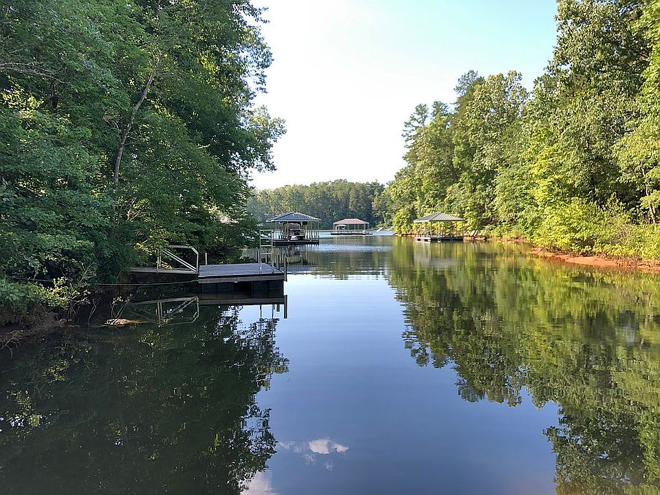 1st image of 208 Rocky Springs Dr #20