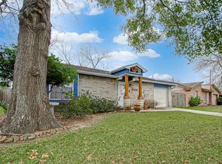 10618 Thorncliff Dr, Humble, TX 77396